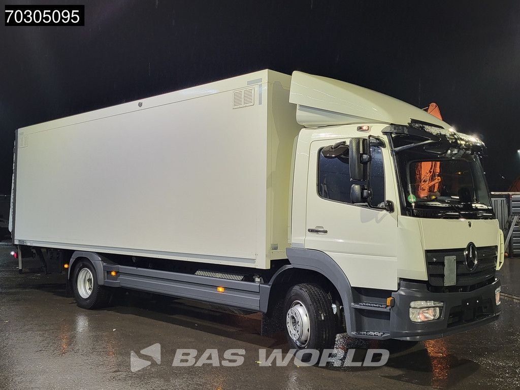 Mercedes Atego 1524 4X2 15tonner Automatic 6 Cylinder 1500kg Ladebordwand Euro 6