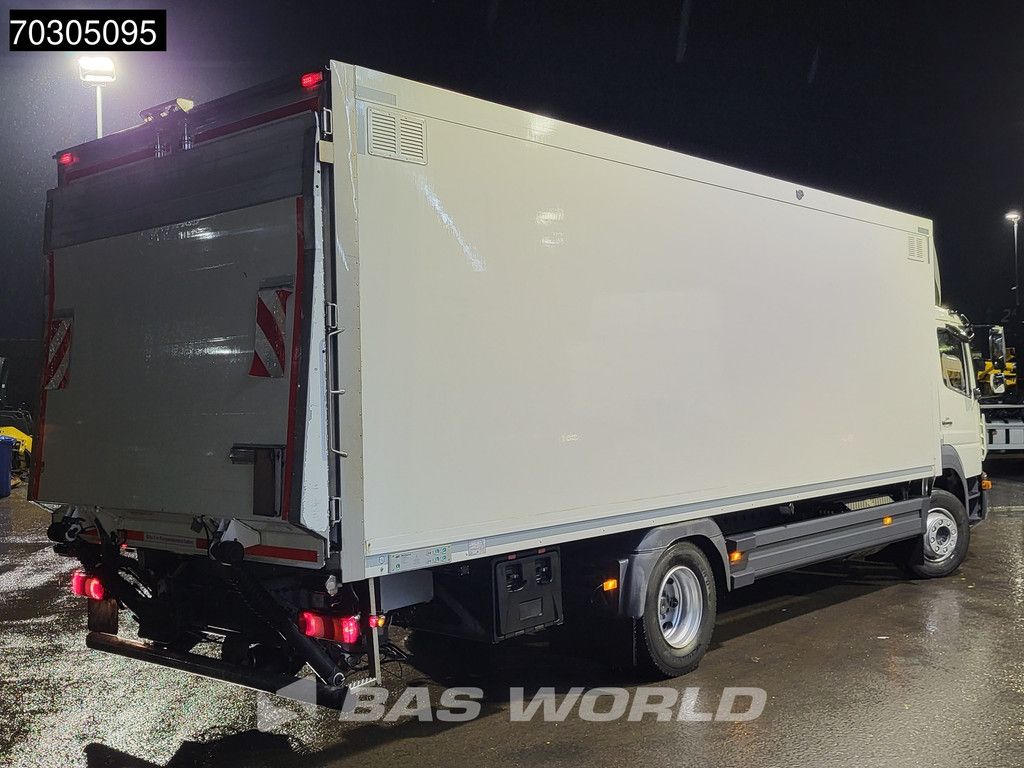 Mercedes Atego 1524 4X2 15tonner Automatic 6 Cylinder 1500kg Ladebordwand Euro 6