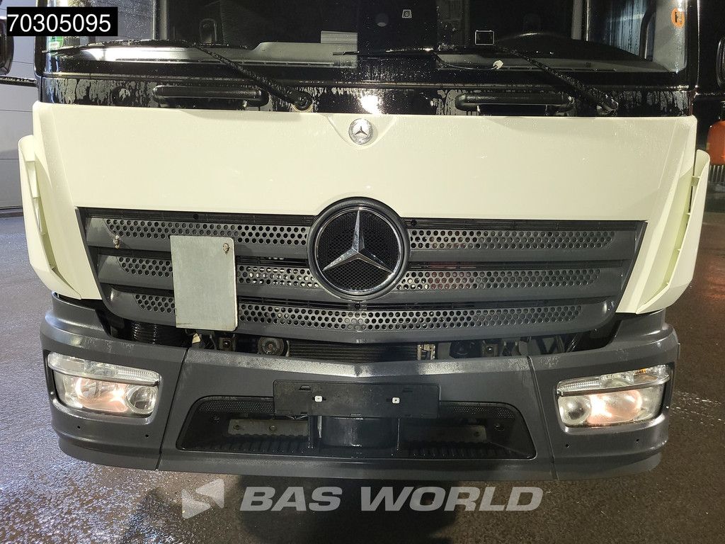 Mercedes Atego 1524 4X2 15tonner Automatic 6 Cylinder 1500kg Ladebordwand Euro 6