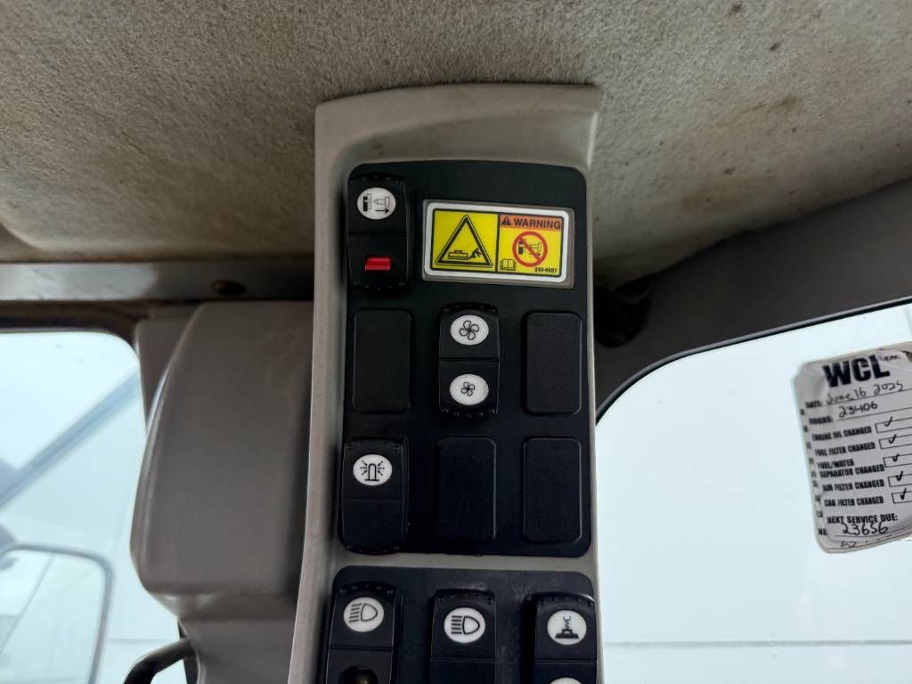 CAT 14M - Joysticks / 4.27m Blade + 3 Tine Ripper