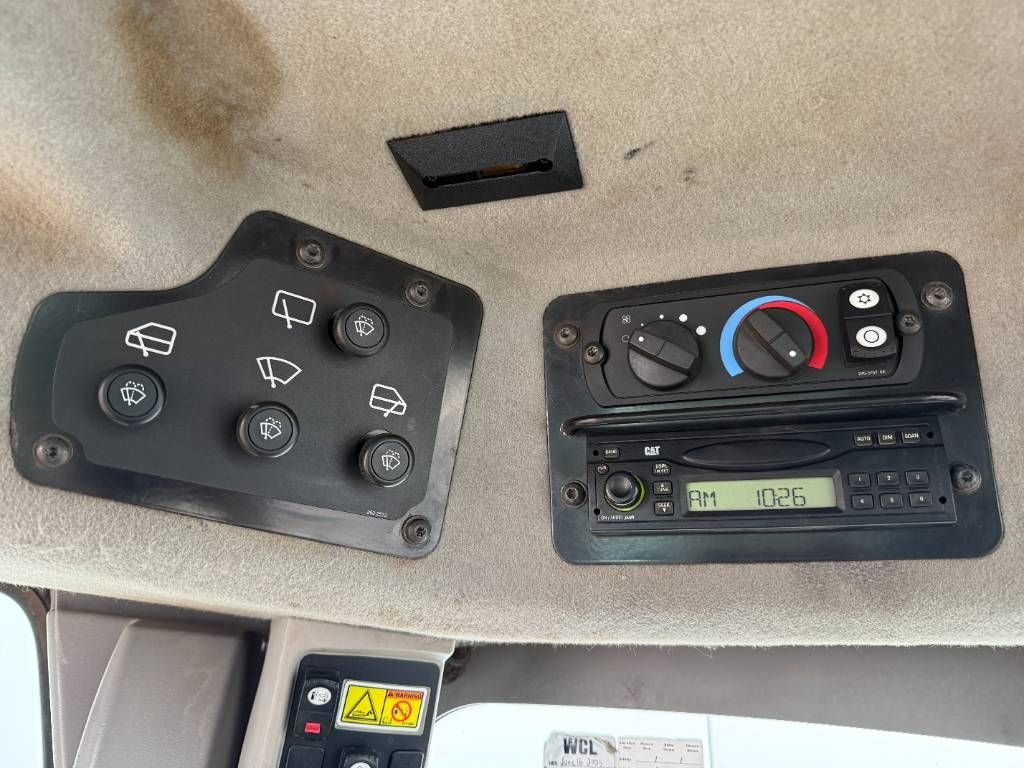 CAT 14M - Joysticks / 4.27m Blade + 3 Tine Ripper