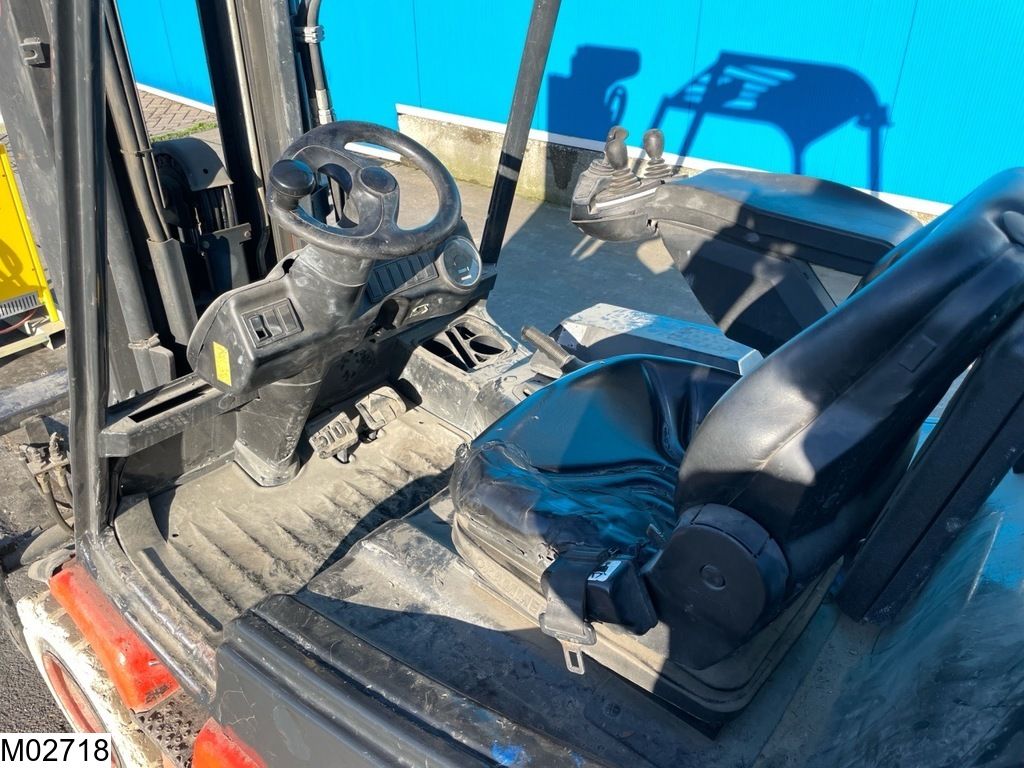 Linde E30 3000KG, 4.3M, 8307h, charger