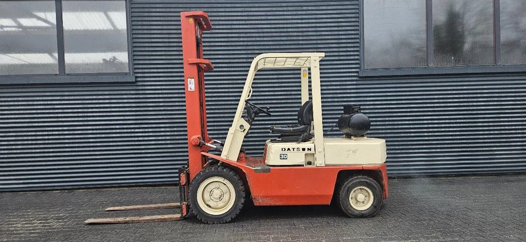 Datsun NISSAN PGF02 forklift