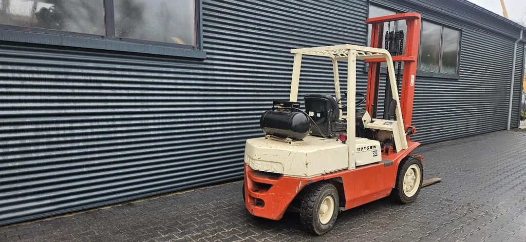 Datsun NISSAN PGF02 forklift
