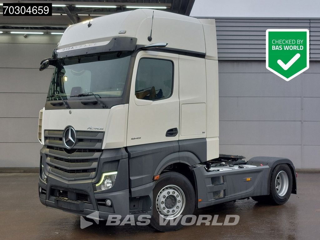 Mercedes Actros 1845 4X2 GigaSpace Retarder MirrorCam Navi Euro 6