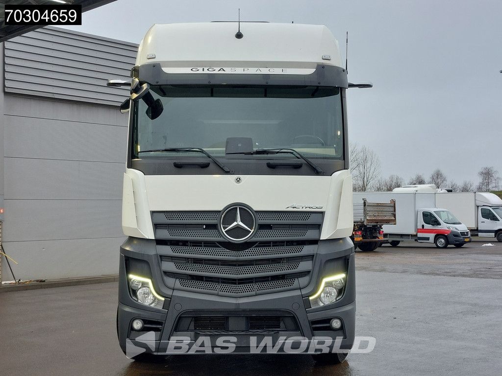Mercedes Actros 1845 4X2 GigaSpace Retarder MirrorCam Navi Euro 6