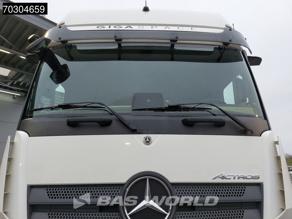 Mercedes Actros 1845 4X2 GigaSpace Retarder MirrorCam Navi Euro 6
