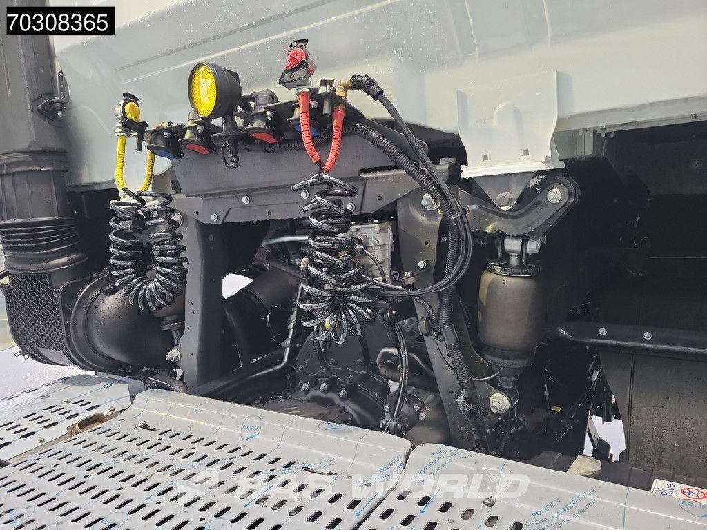 Iveco S-Way 500 4X2 NEW! Mega 2xTanks Standklima LED Navi