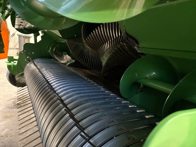 Krone Big Pack 1270 VC Gen5 PreChop