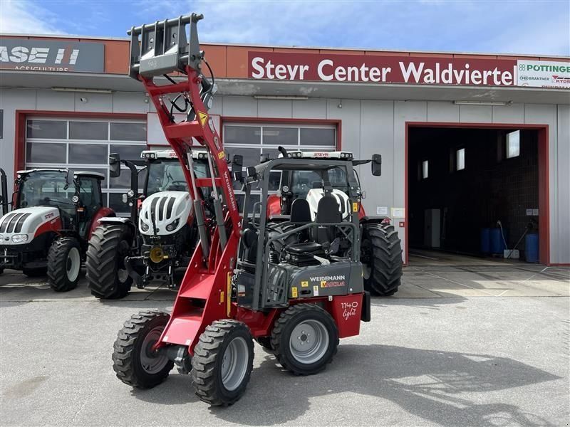 Weidemann 1140 light