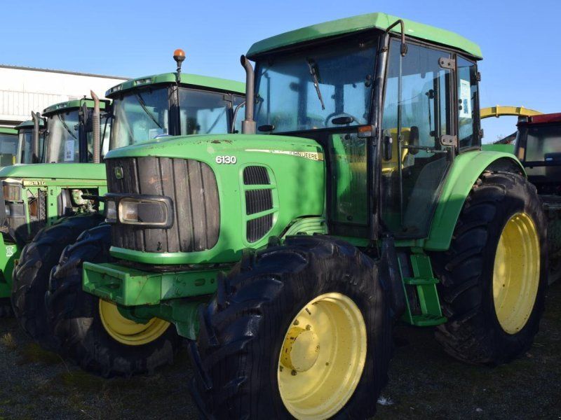 John Deere 6130