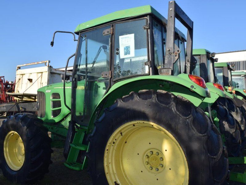 John Deere 6130