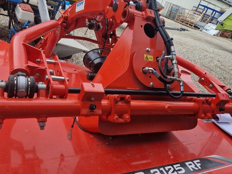 Kuhn FC 3125 RF-FF ca. 80 Hektar Gummiwalzenaufbereiter