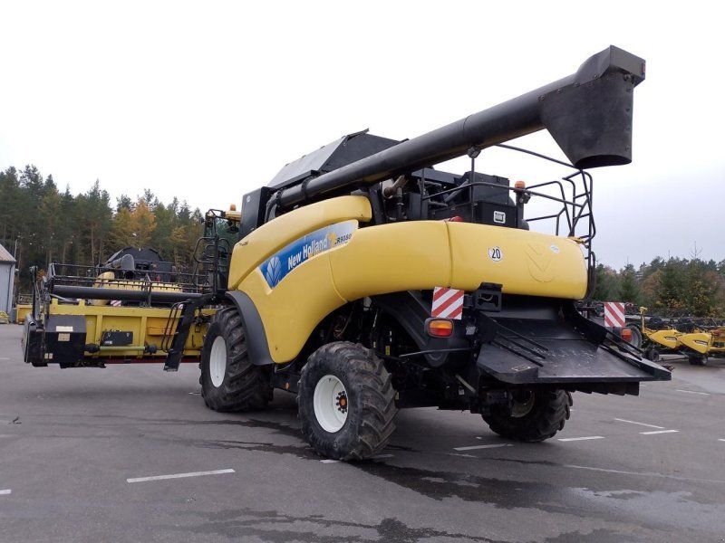 New Holland CR9080