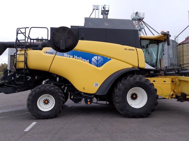 New Holland CR9080