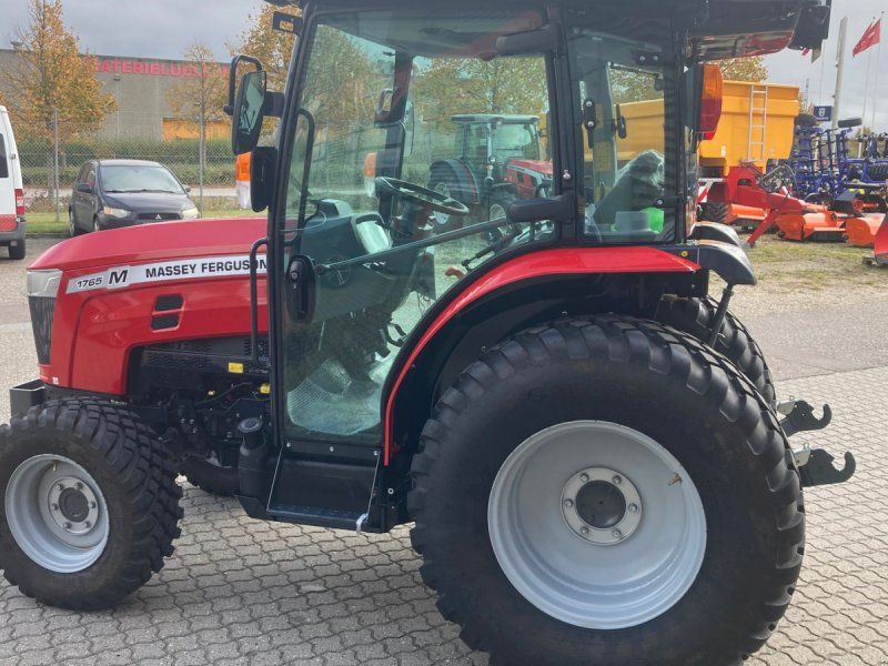 Massey Ferguson 1765 M HC
