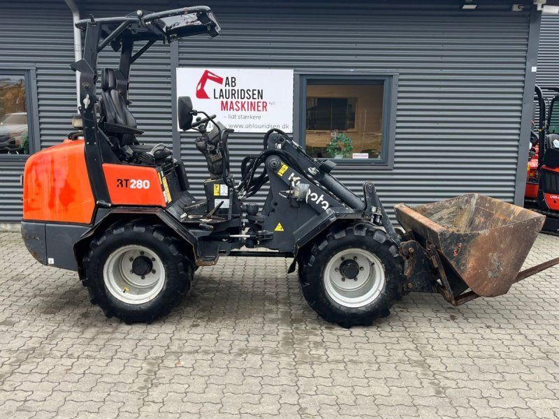 Kubota RT280 med skovl og gafler