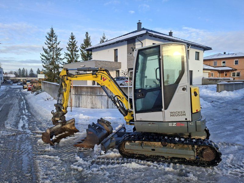 Wacker Neuson EZ26 Kurzheck Powertilt