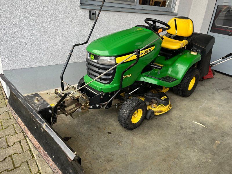 John Deere X 305 R