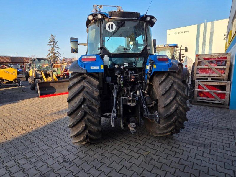 New Holland T 5.100 POWERSHUTTLE SMART DRUCKLUFT