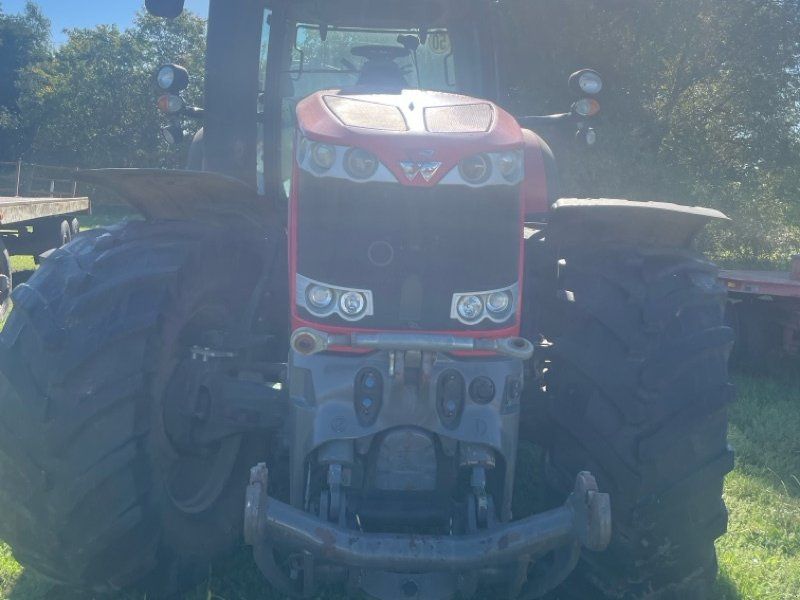 Massey Ferguson 8690