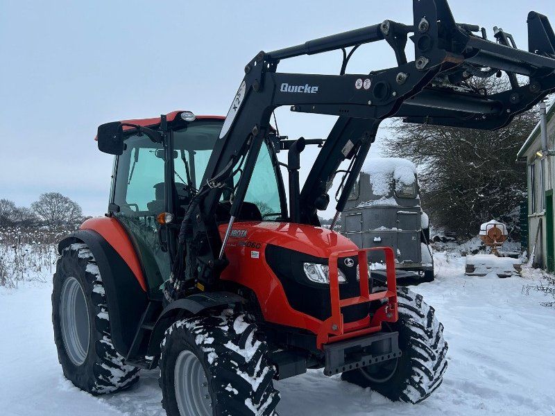 Kubota M6060