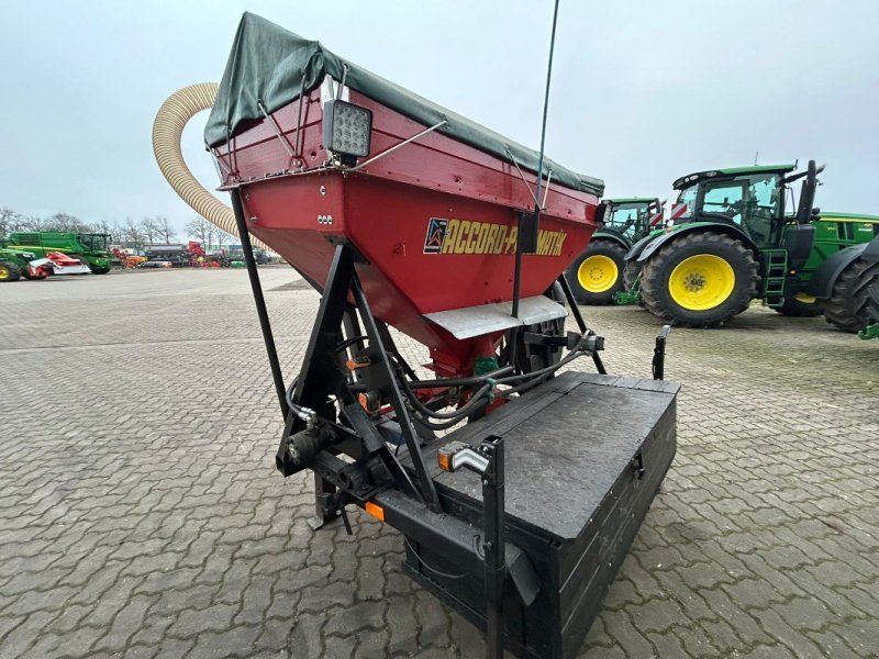 Accord Pneumatischer Fronttank