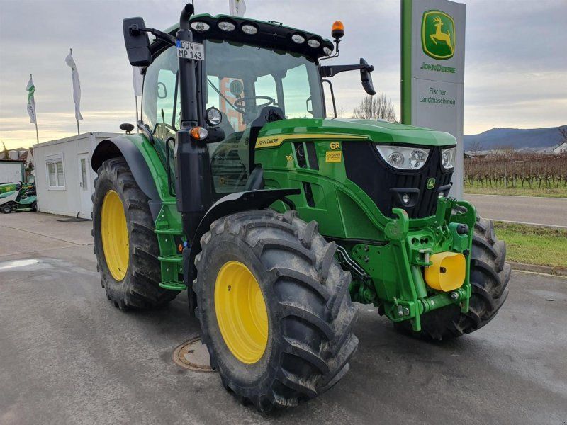 John Deere 6R 110