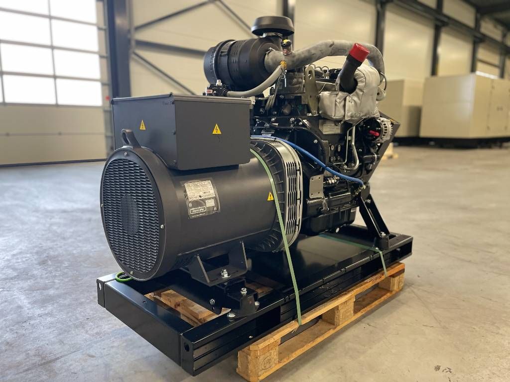JCB 448TGWA-72 - 80kVA marine genset St-5 - DPX-22002