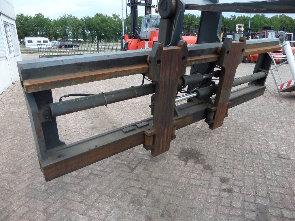 Kalmar Forkpositioner 3950 mm wide