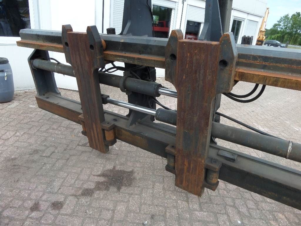 Kalmar Forkpositioner 3950 mm wide