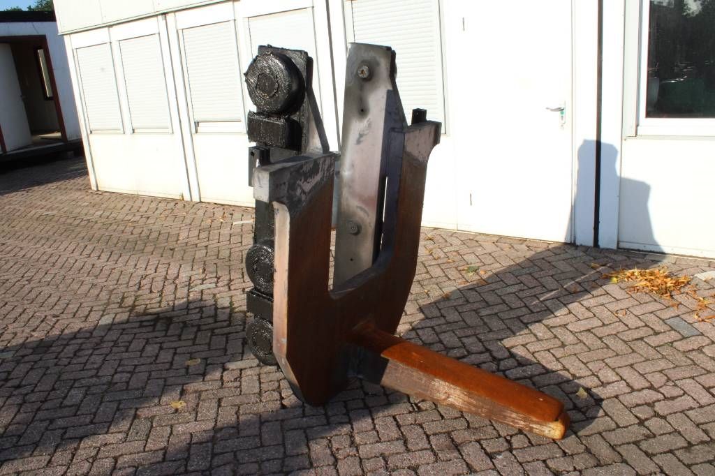 COIL BOOM Kalmar 16 Ton