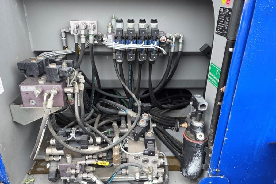 PB LIFT S151-19EGI Electric, 4x4 Drive, 15m Working H