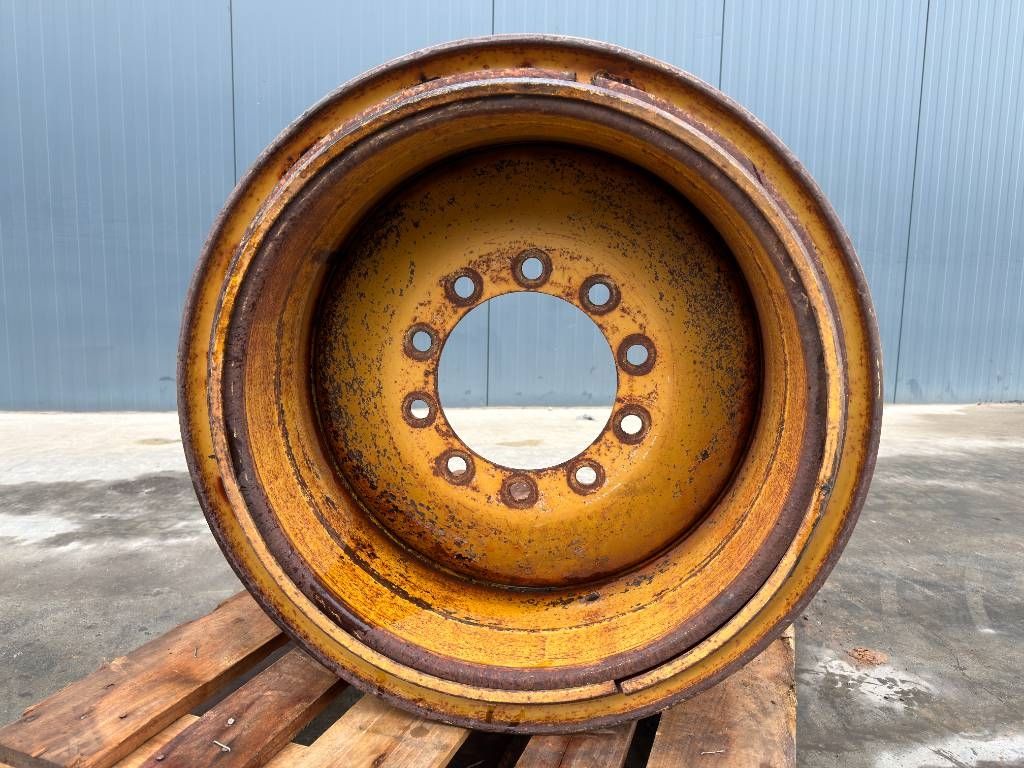 CAT 17.5R25 Rim for 140H / 140K / 140M / 160M / 160H