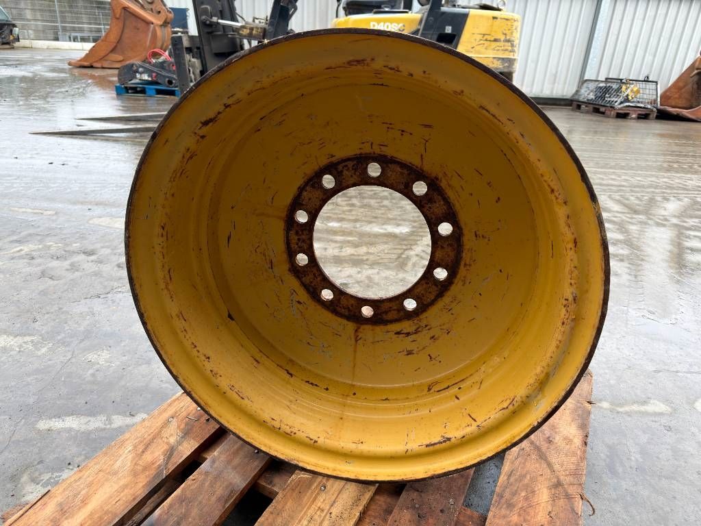 CAT 17.5R25 Rim for 140H / 140K / 140M / 160M / 160H