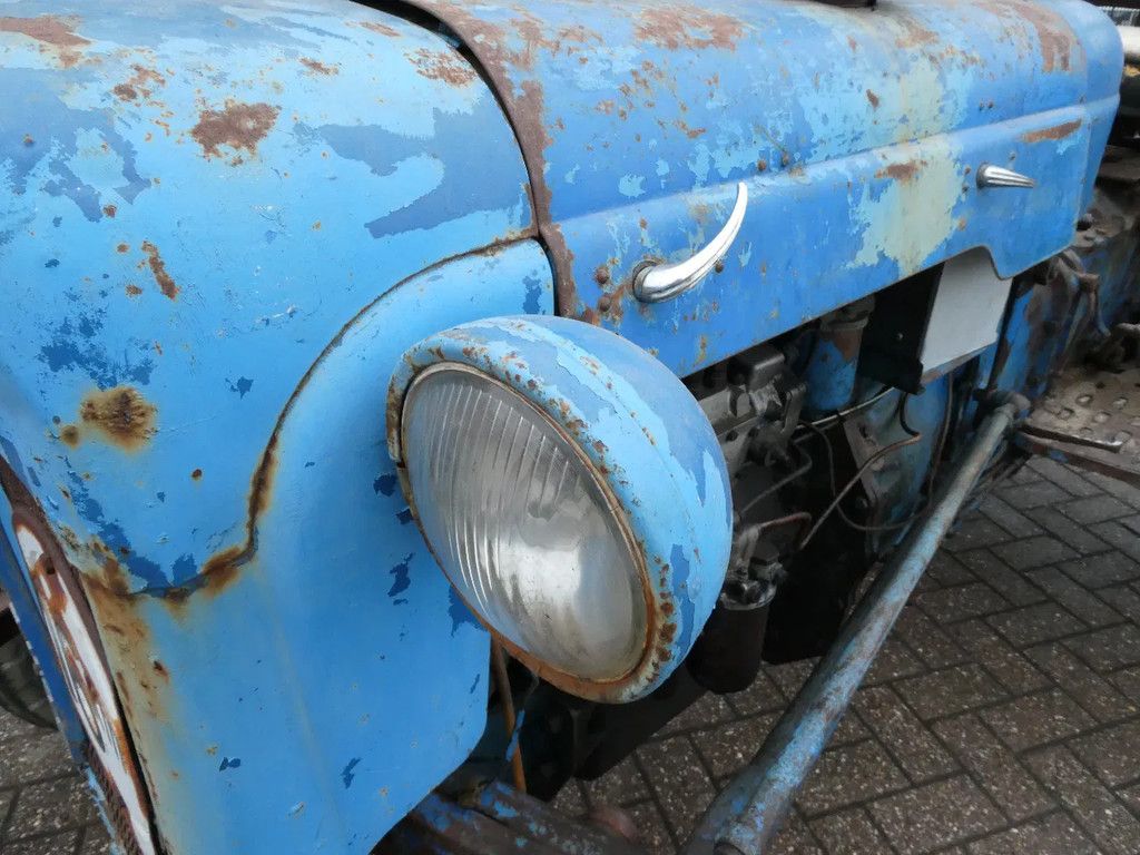 Ford Dexta 2wd / Margetrekker / Kruipbak / Kenteken