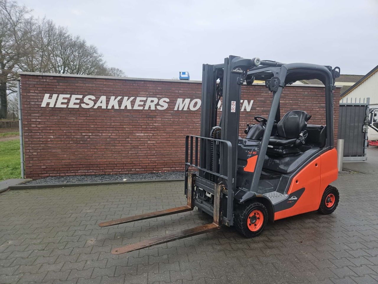 Linde H16T heftruck