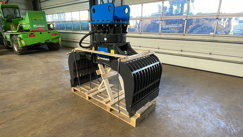 Hammer GR210D (fits 24-35 ton excavator)