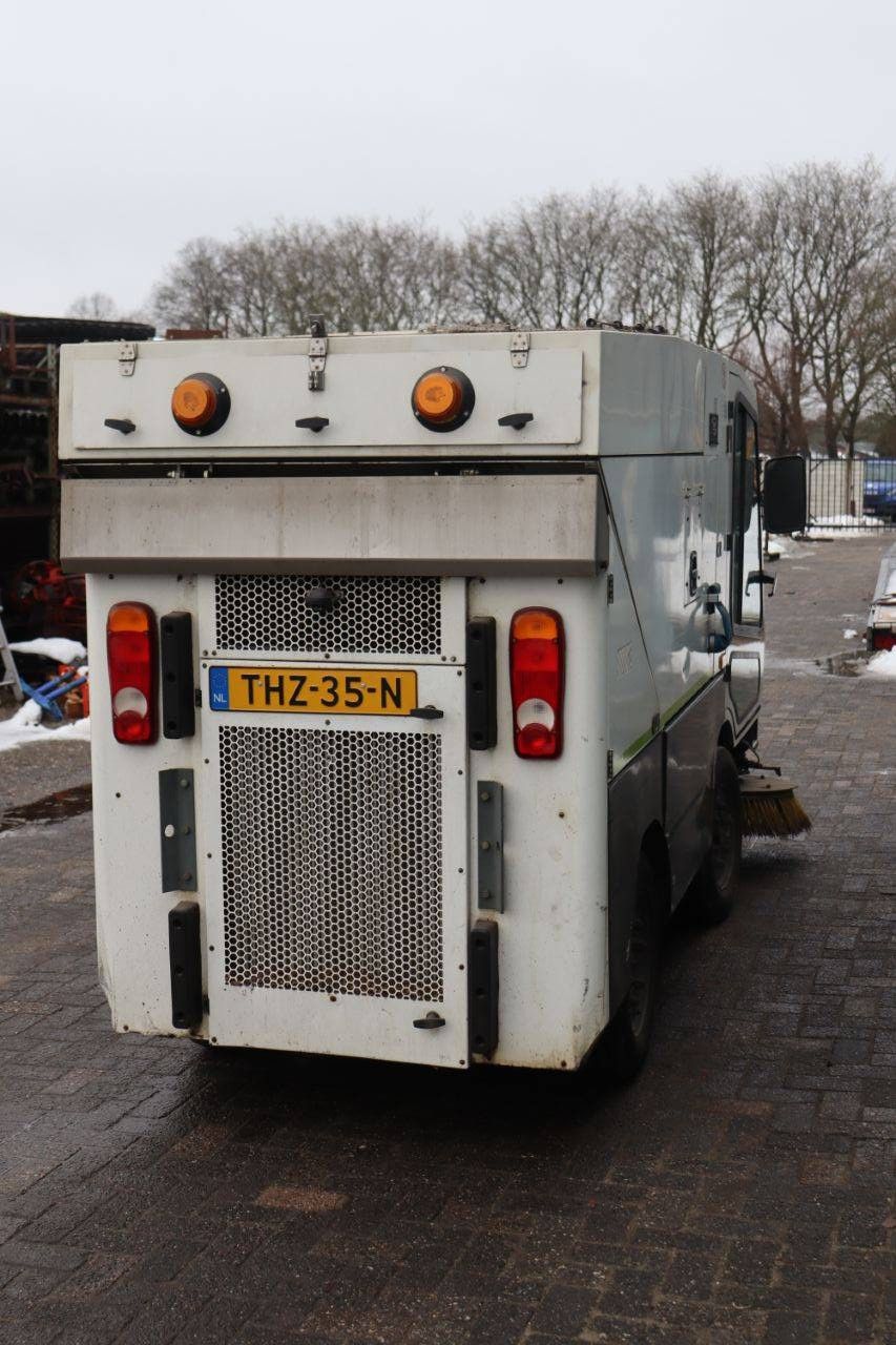 Tennant A60 Diesel Sweeper 2006