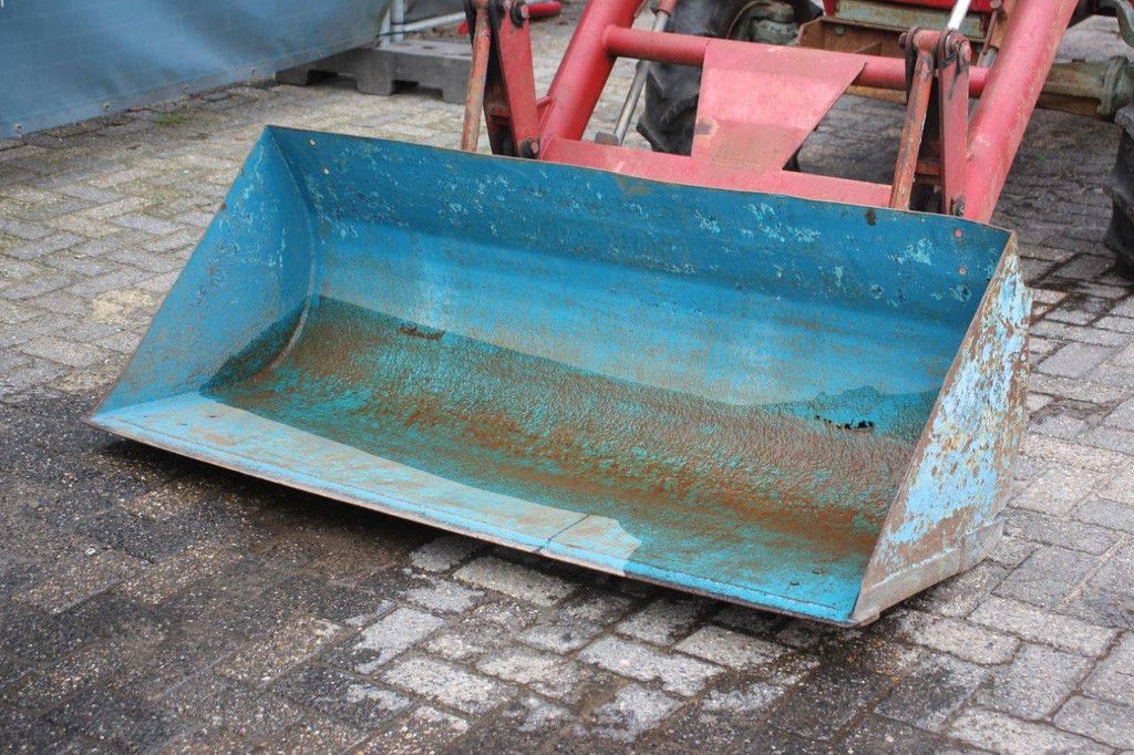 Yanmar YM3110D Diesel-Kleintraktor mit 37 PS und Frontlader