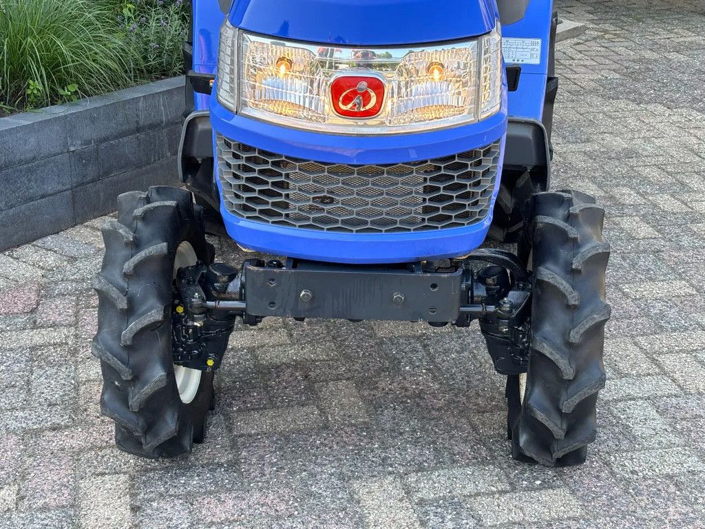 Iseki Tm150 minitractor 3cil. met klepelmaaier