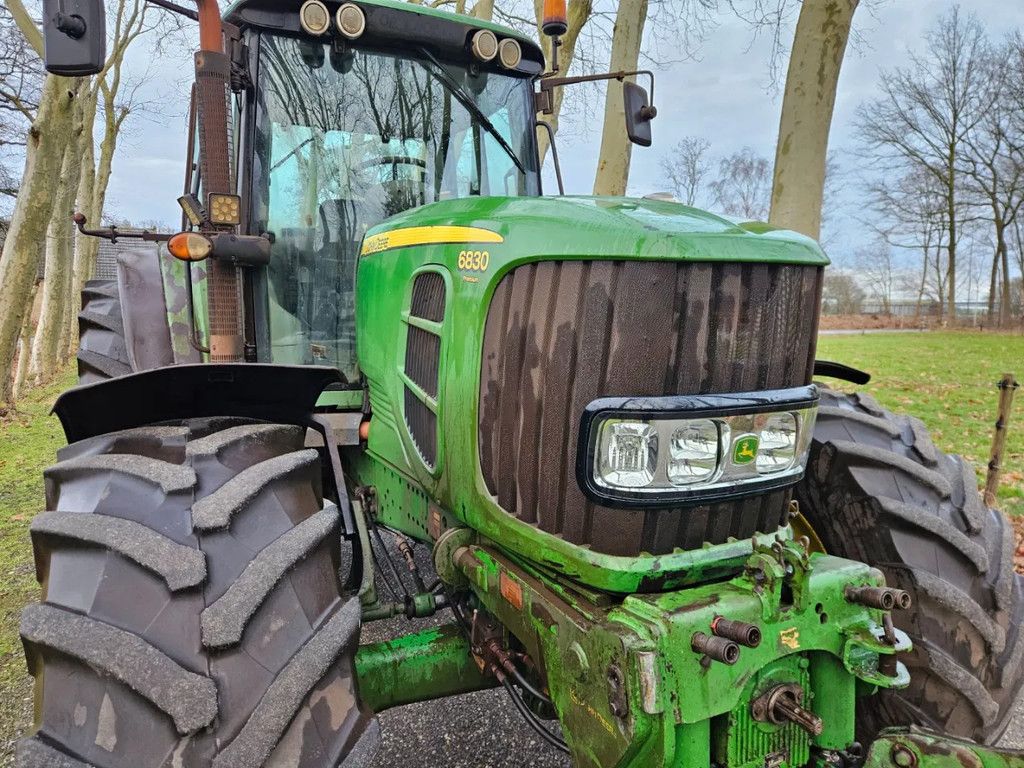 John Deere 6830 Premium Auto Power mit FZW Front-pto