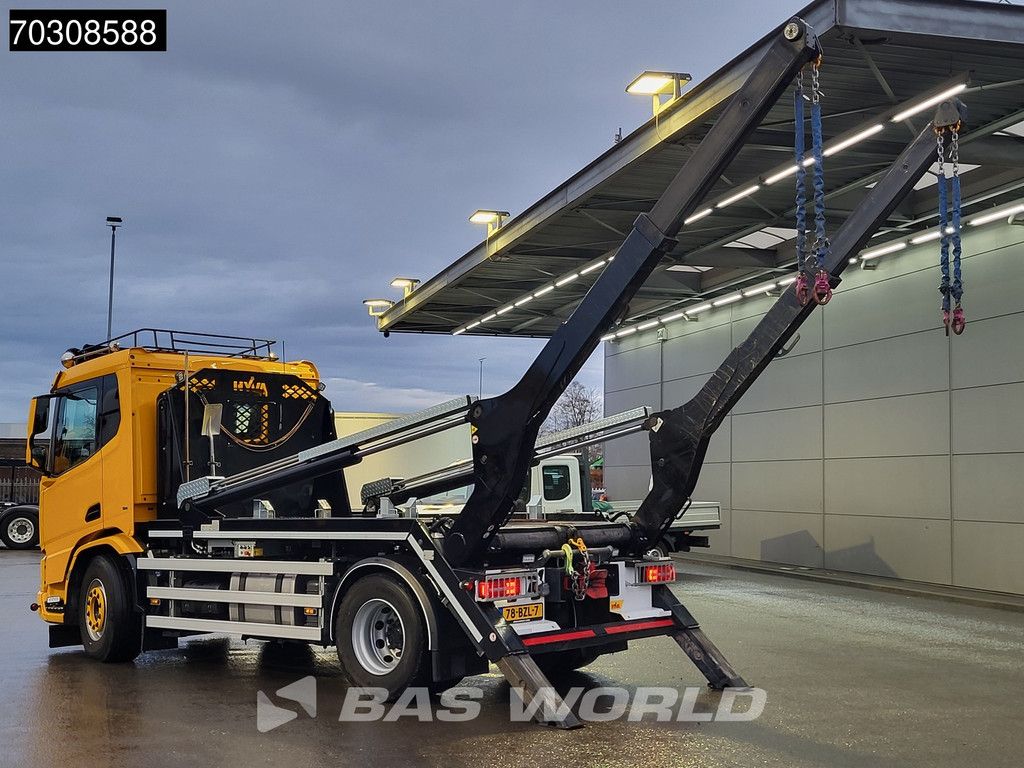 DAF XD 410 4X2 NL-Truck HYVA TS 2014 TAZ Skiploader remote control ACC Euro 6