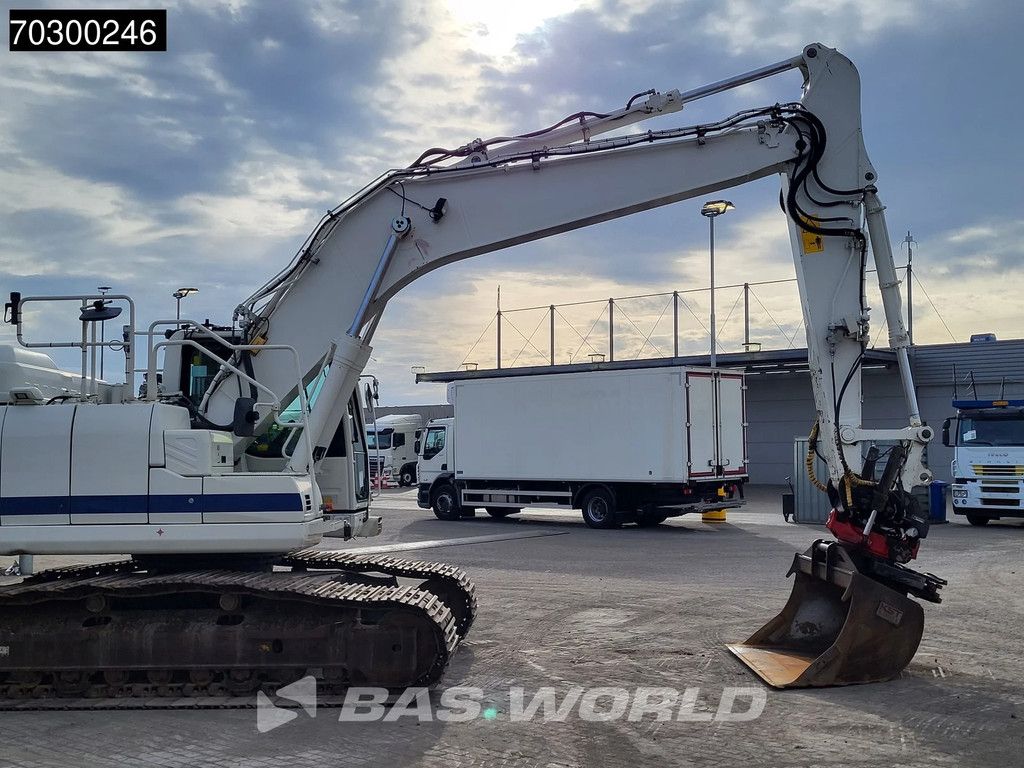 Komatsu PC210 LC-10 Trimble GPS + Rototilt