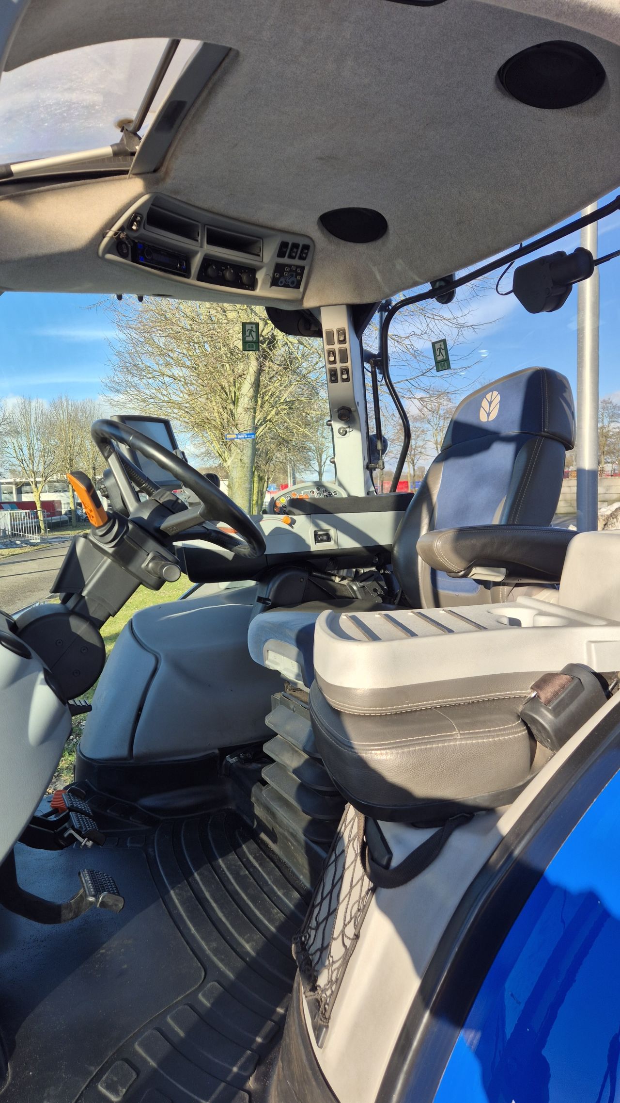 New Holland T7.290 HD AC 50Kmh. Lucht, Fronthef en PTO