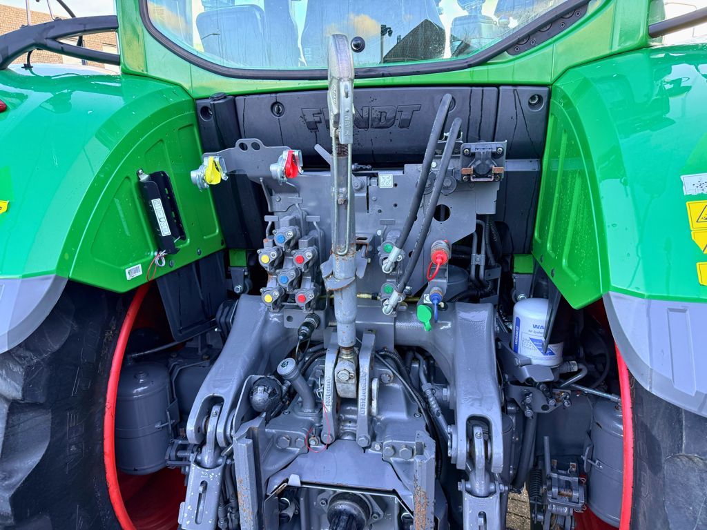 Fendt 720 S4 Vario Profi Plus