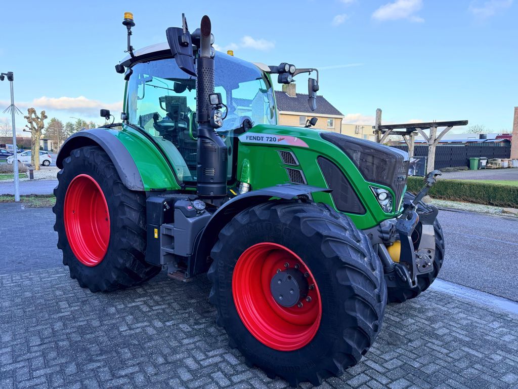 Fendt 720 S4 Vario Profi Plus