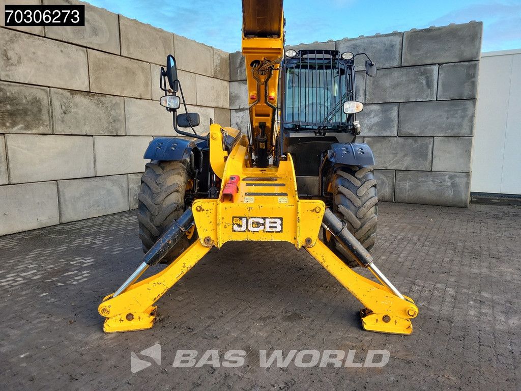 JCB 535-125 Sway