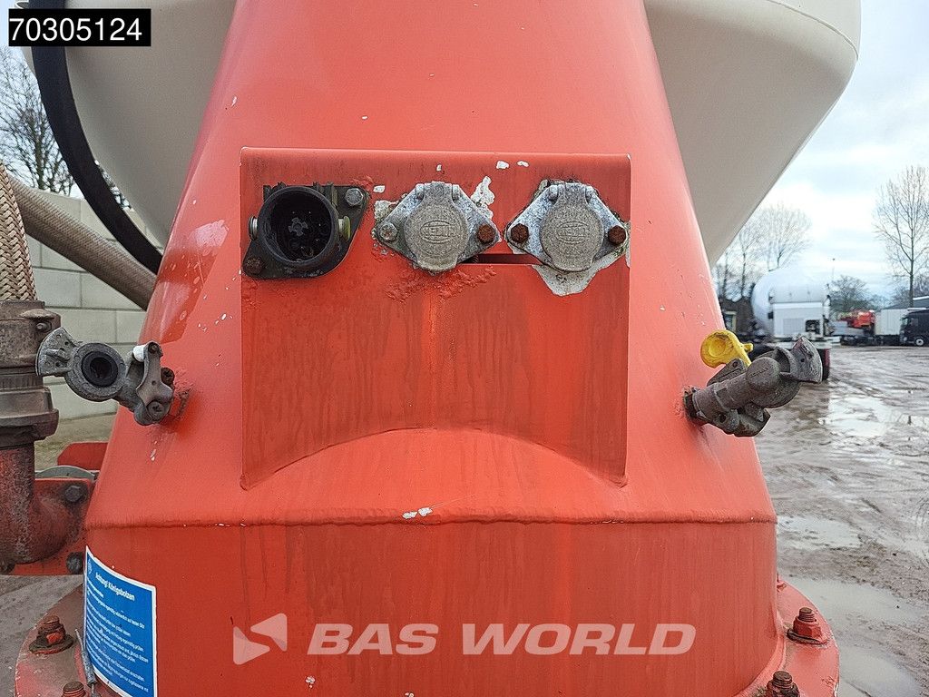 Feldbinder EUT35.3 3 axles 35000L