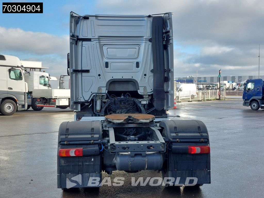 Mercedes Actros 1843 4X2 StreamSpace ADR